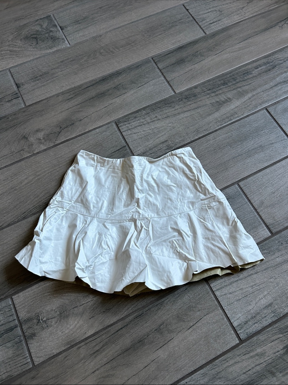 Cotton Candy Women’s White Ruffle Skort